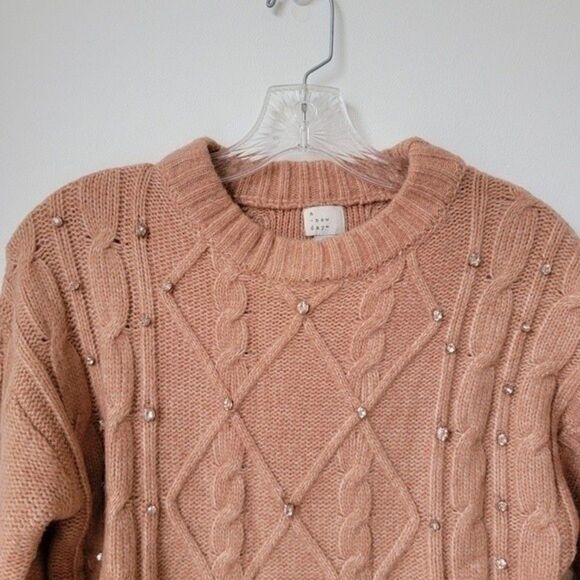 A New Day Cable Knit Embellished Crew Neck Sweater Coral Pink Siz XS - Picture 3 of 10